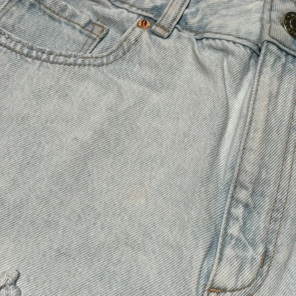 Garage Shorts - Picture 9 of 10